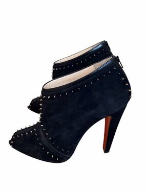 Christian Louboutin Carapachoc Studded leather booties RETAIL 1,295